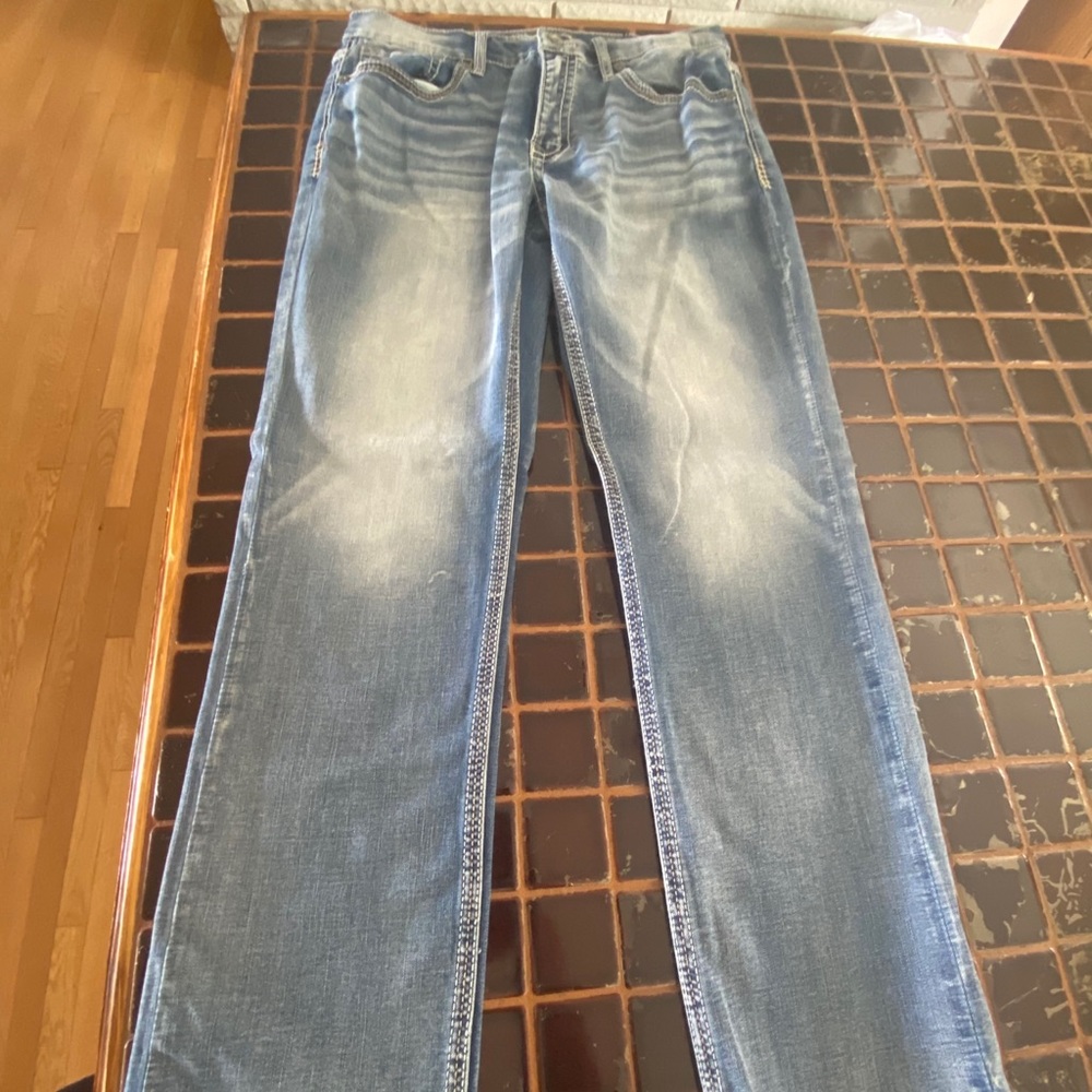 33R men’s buckle jeans